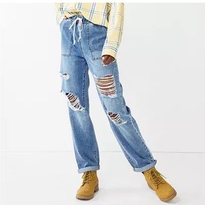High rise ripped boyfriend jeans